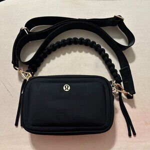 Crossbody Camera Bag with Top Handle 2L